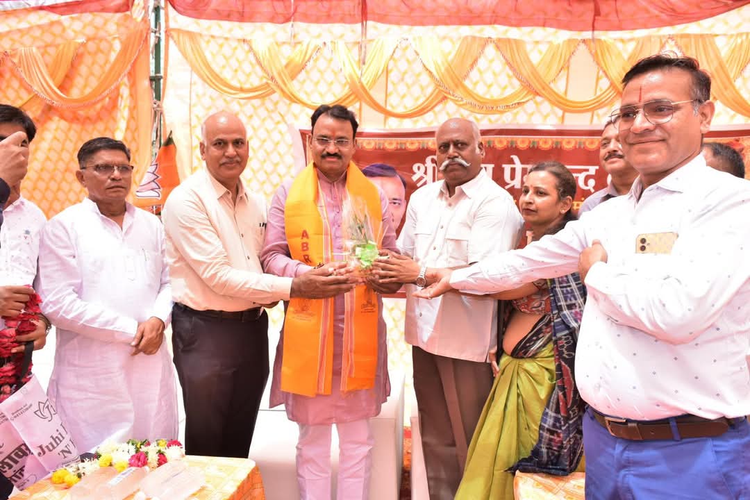 रांकावत परिवार के आतिथ्य में शामिल हुए उपमुख्यमंत्री प्रेमचंद बैरवा, तकनीकी व उच्च शिक्षा में बीकानेर को दी गई सौगातों का किया उल्लेख